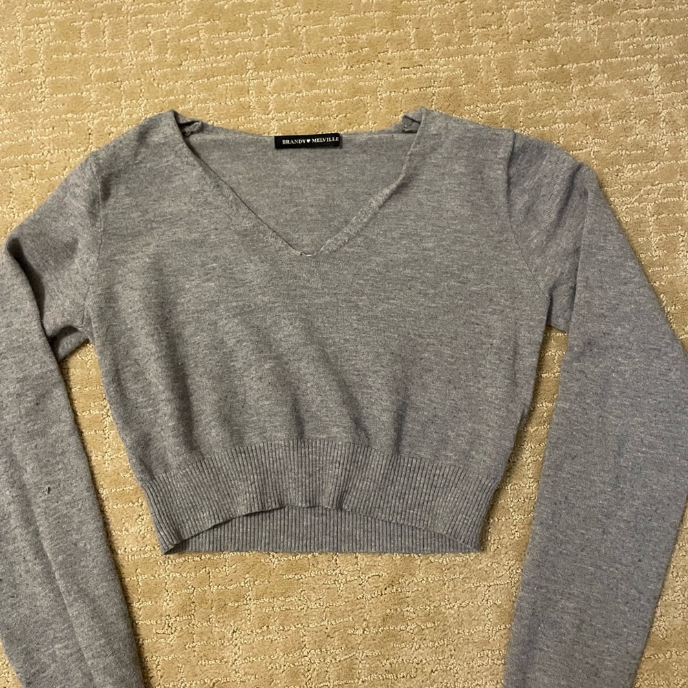 Brandy Melville Cropped V-Neck Sweater - Grey